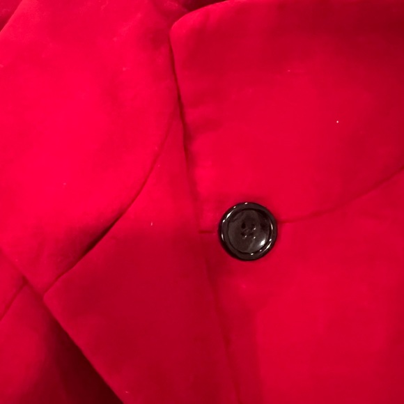 Women's Red Cape Coat - Picture 3 of 8